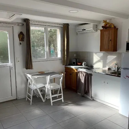 Joli Studio Independant 20M² Avec Jardin Saint-Maximin-la-Sainte-Baume Exterior photo
